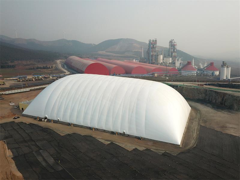 天藍(lán)水碧靠奮斗，氣膜建筑忙添彩