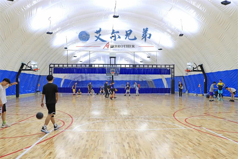 氣膜建筑作為體育場館來使用安全、防風、防雪