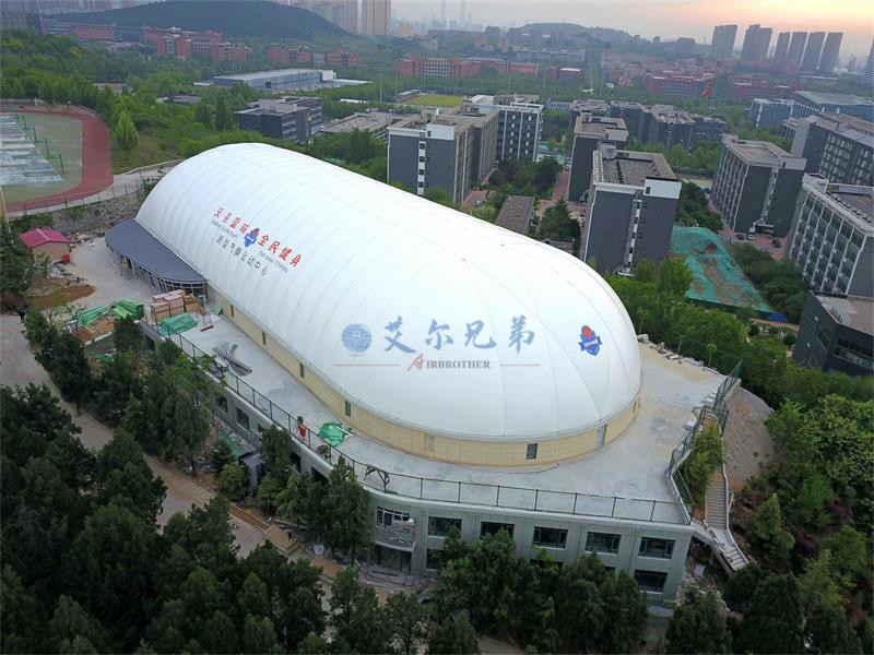 打造適合運(yùn)動(dòng)的氣膜體育館，構(gòu)建城市新特色